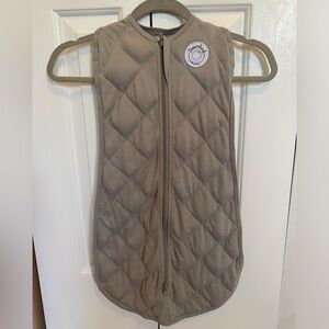 Dreamland Baby Weighted Sleep Swaddle. Size Small (0-6mos/8-16lbs).